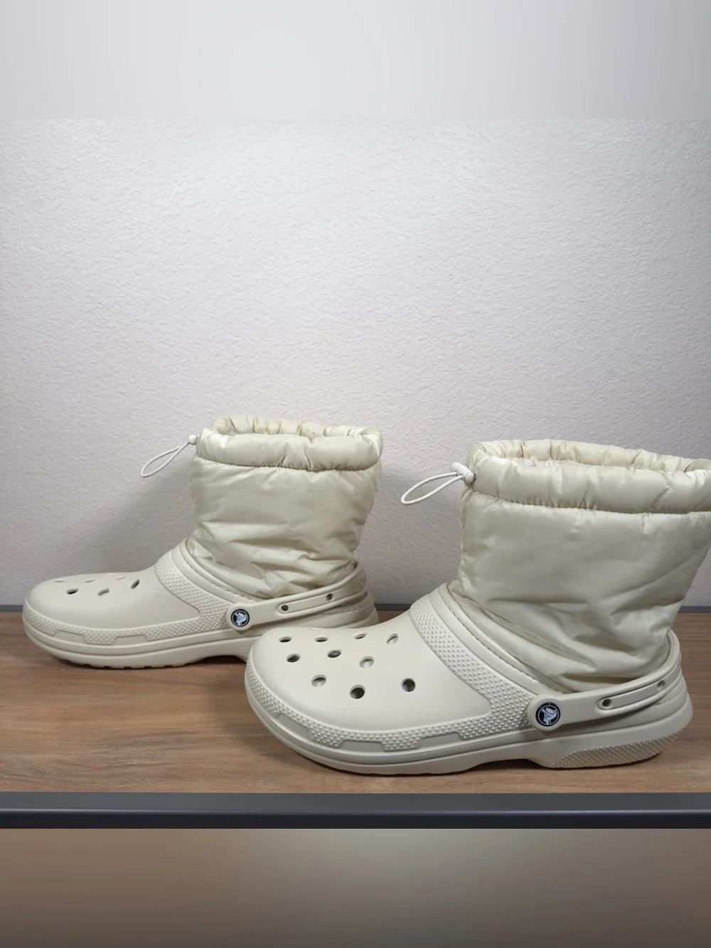 Crocs Classic Neo Puff Shorty Boot Bone Cream Men's 13 Faux Fur Lined 206630